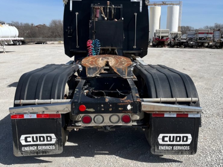 2012-western-star-4900fa-image-6