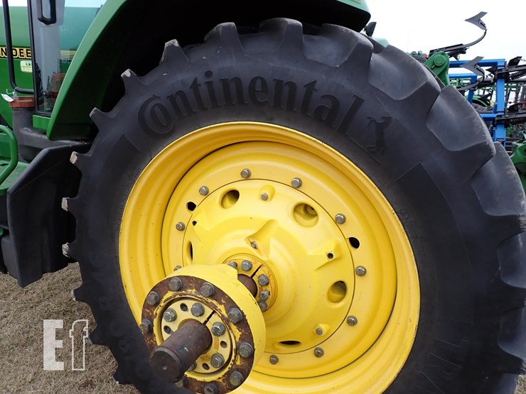 john-deere-8200-image-15