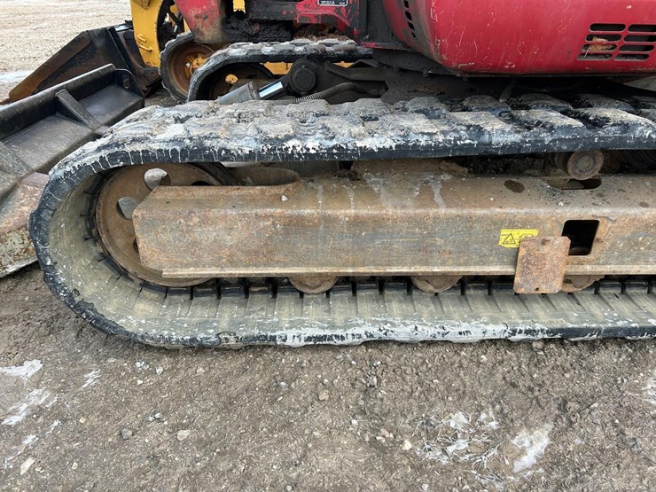 takeuchi-tb250-image-14