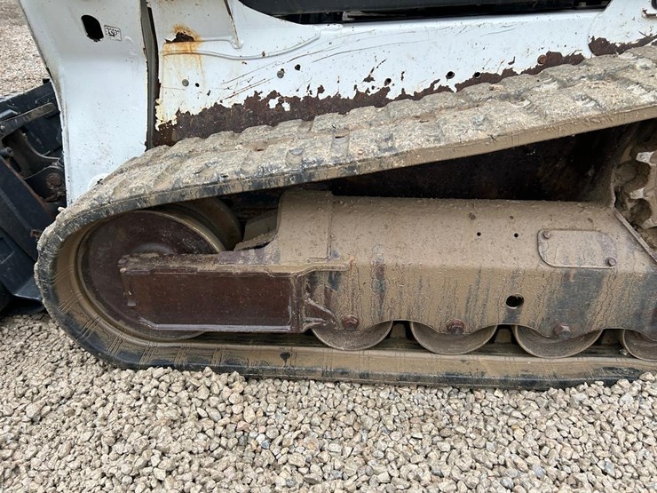 2022-bobcat-t550-image-18