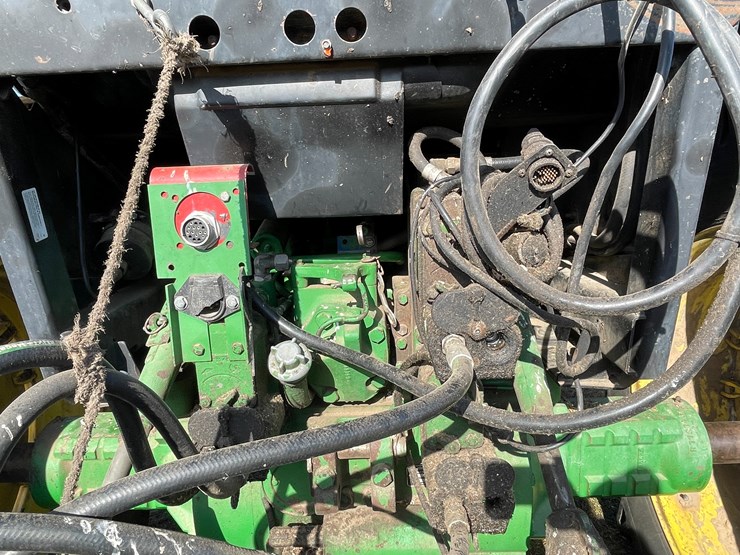 john-deere-4450-image-40