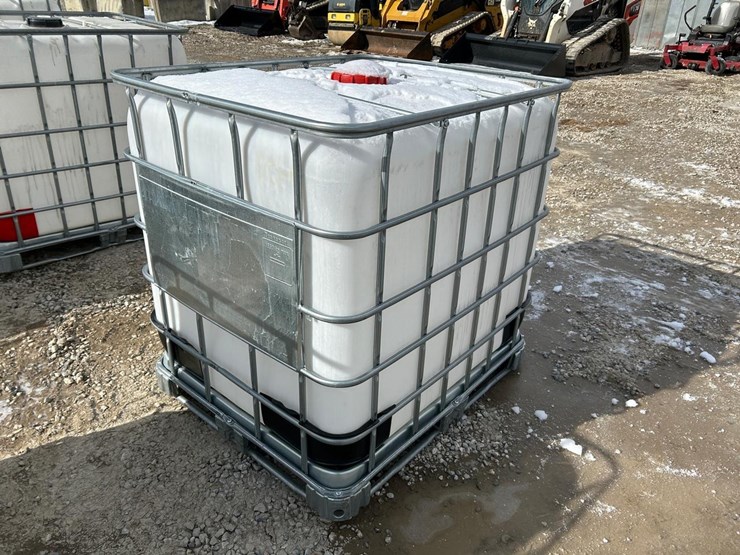 water-tank-tote-image-3