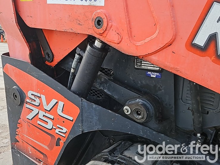 2020-kubota-svl75-2-image-12