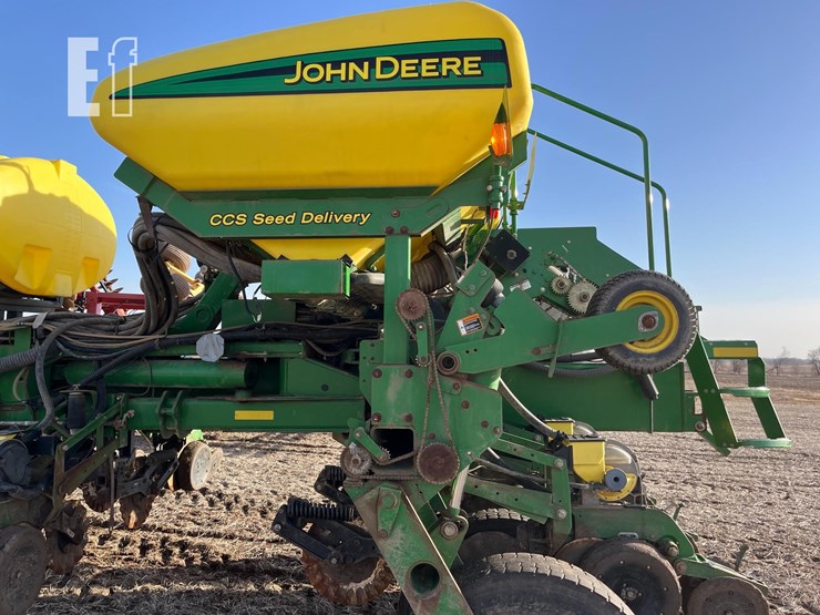 john-deere-1770nt-image-12