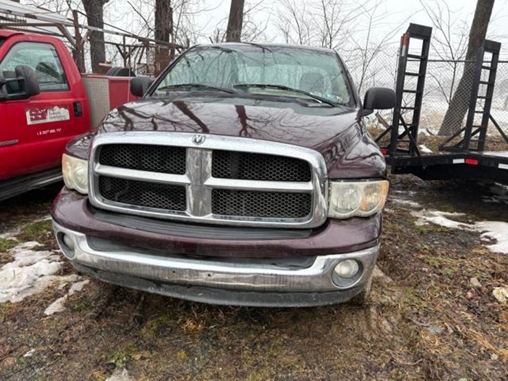 2004-dodge-ram-1500-image-3