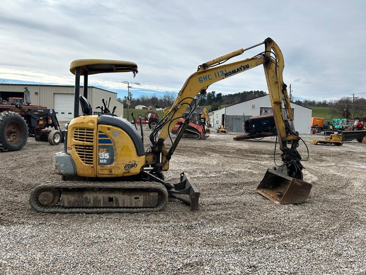 komatsu-pc35mr-2-image-5