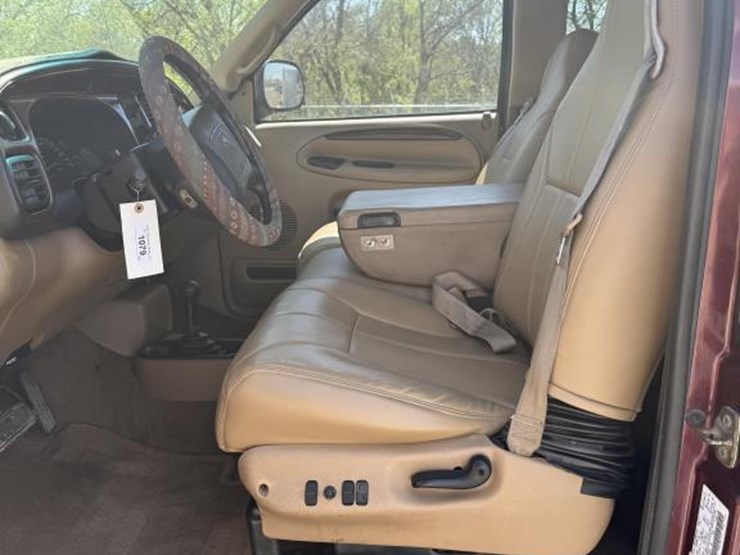 2001-dodge-ram-2500-image-18