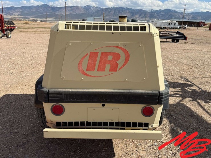 2001-ingersoll-rand-185-image-4