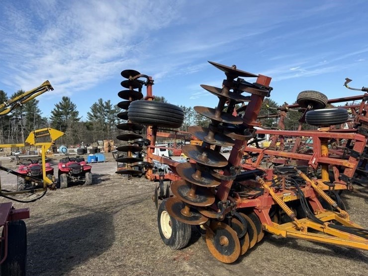 massey-ferguson-580-image-5