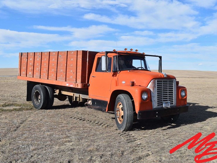 1971-international-loadstar-image-13