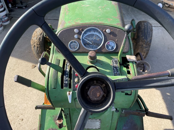 john-deere-4010-image-15