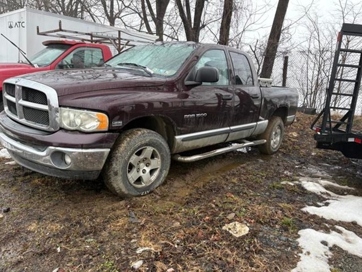 2004-dodge-ram-1500-image-2