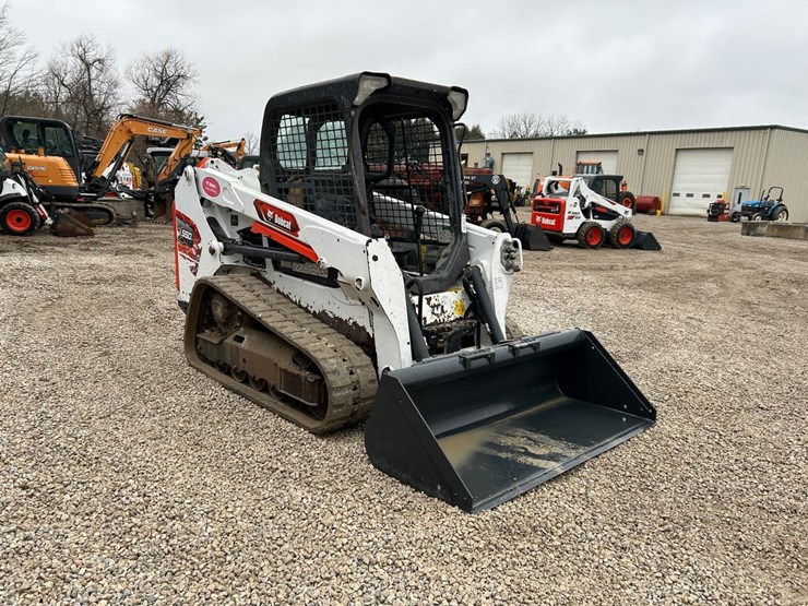 2022-bobcat-t550-image-6