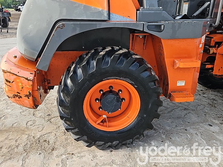 hitachi-zw80-image-8