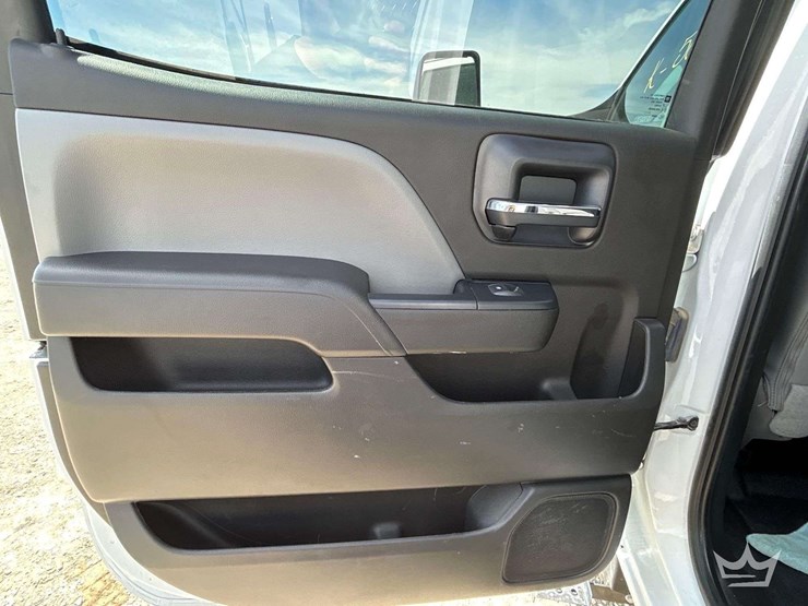 2022-chevrolet-silverado-6500hd-image-20