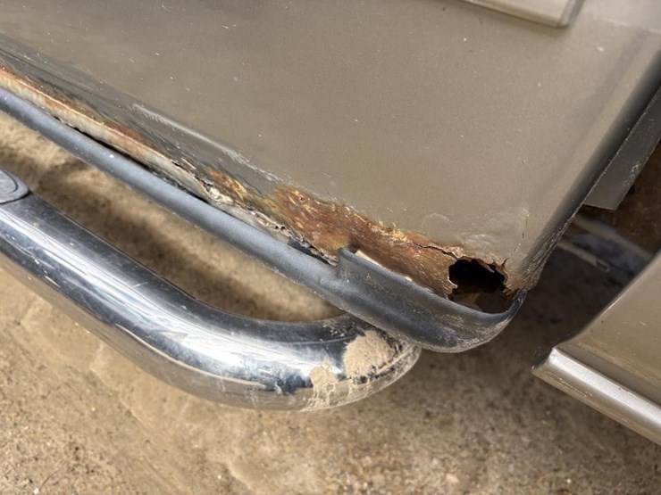 2000-chevrolet-1500-image-8