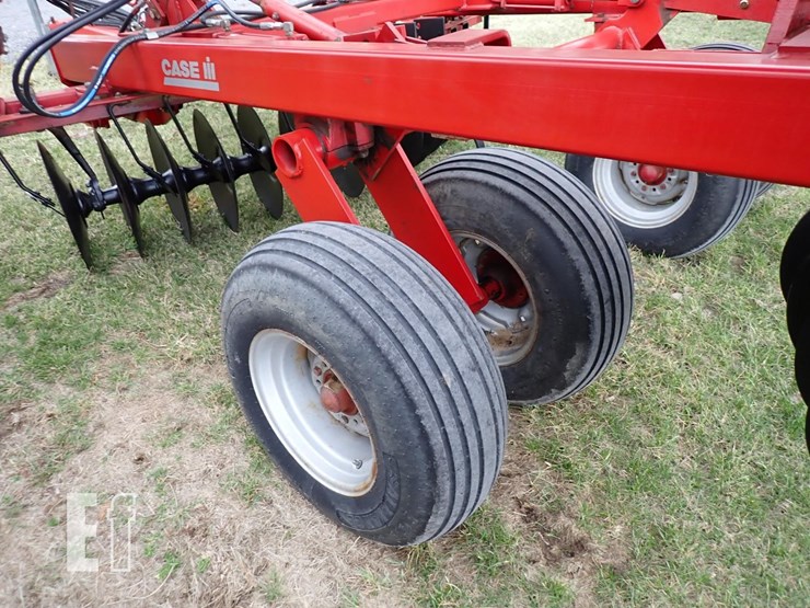 case-ih-3950-image-12