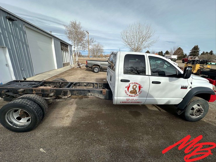 2010-dodge-ram-4500-image-7