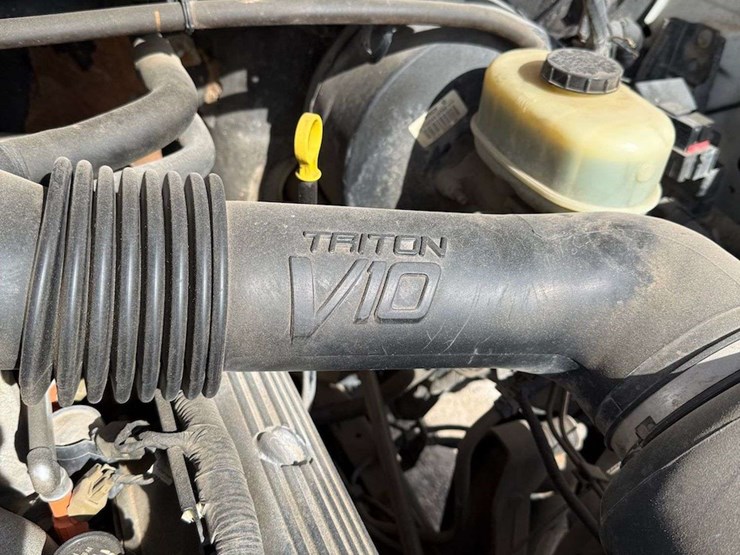 2004-ford-f250-lariat-image-32