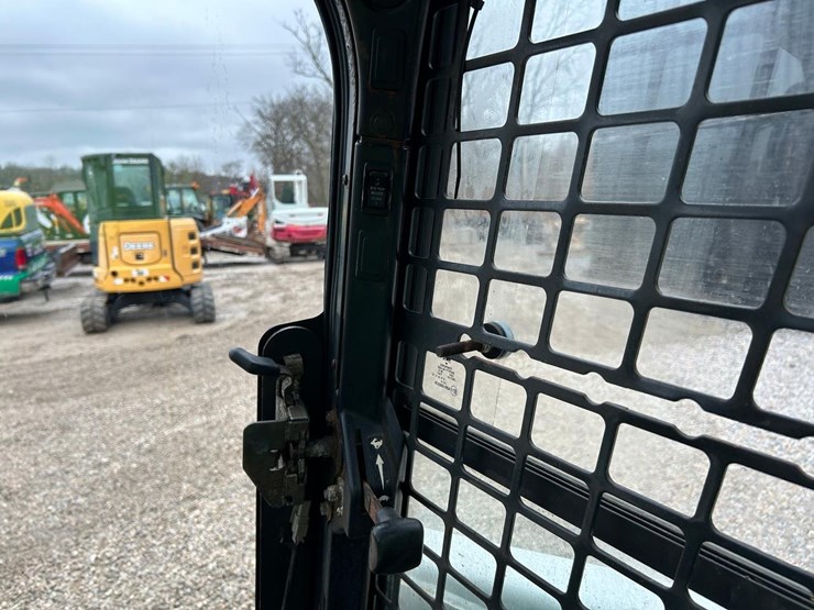 bobcat-s650-image-24