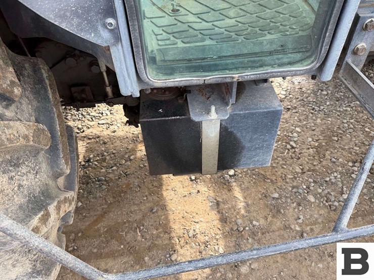 2016-kubota-m8540hd-image-19