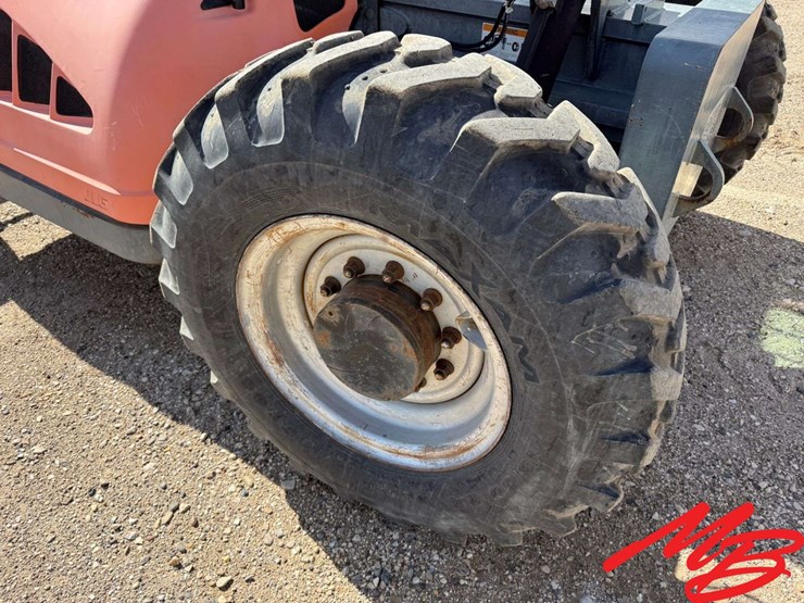 2008-jlg-g9-43a-image-14