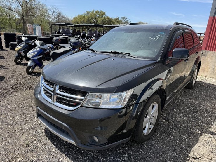 2012-dodge-journey-sxt-image-1