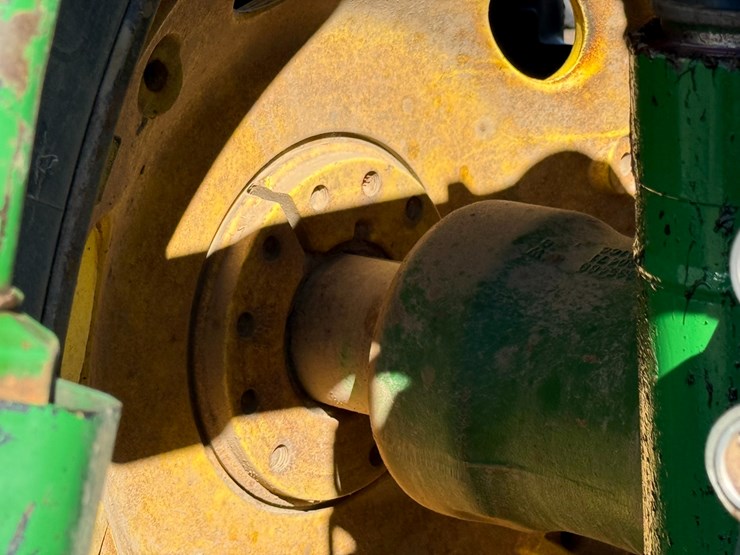2007-john-deere-8230-image-17