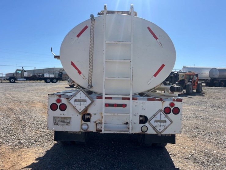 2011-international-workstar-7300-image-6