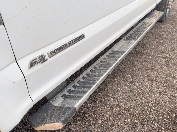 2018-ford-f350-xl-image-10