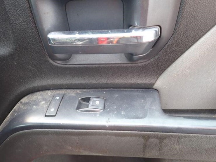 2019-chevrolet-silverado-3500hd-image-34