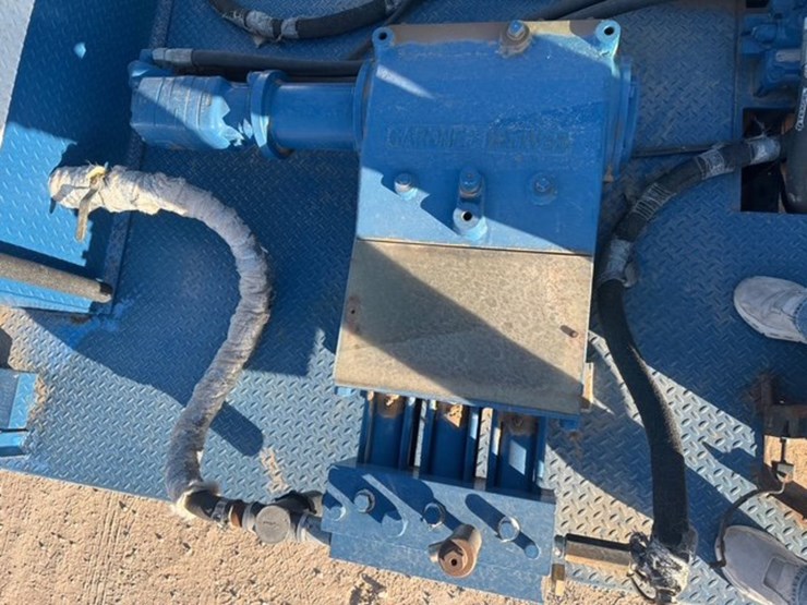 2005-gmc-topkick-c6500-image-12