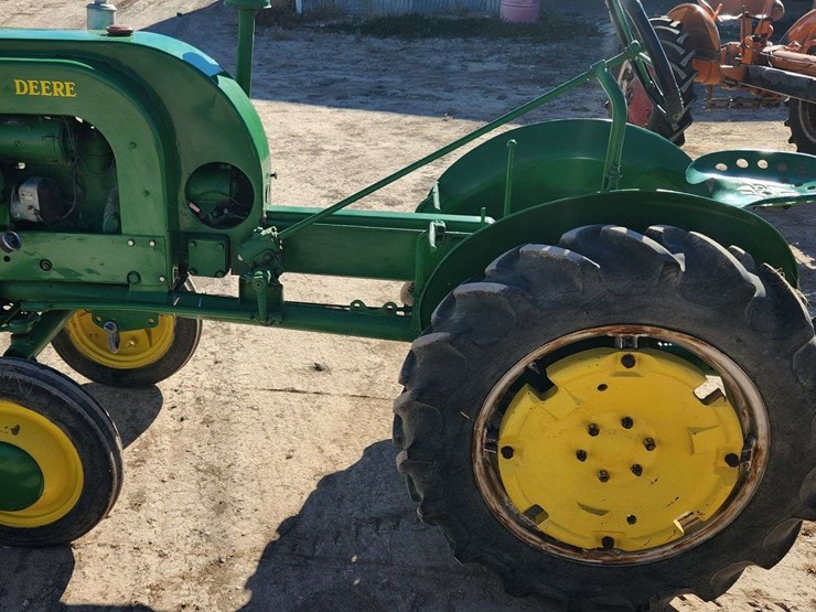 john-deere-la-image-2