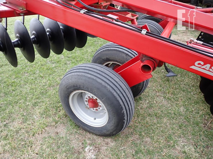 case-ih-3950-image-6