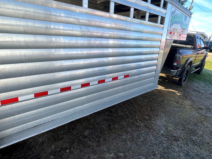 #6019-•-2014-kiefer-aluminum-cattle-trailer-(wi-title-in-delay)-image-25