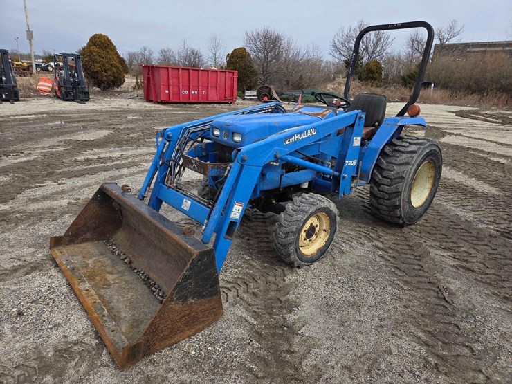 new-holland-tc30-image-1