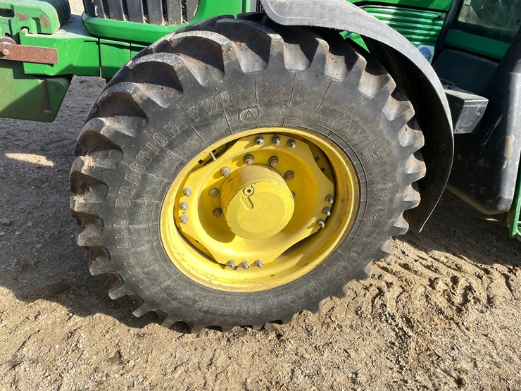 john-deere-7330-image-46