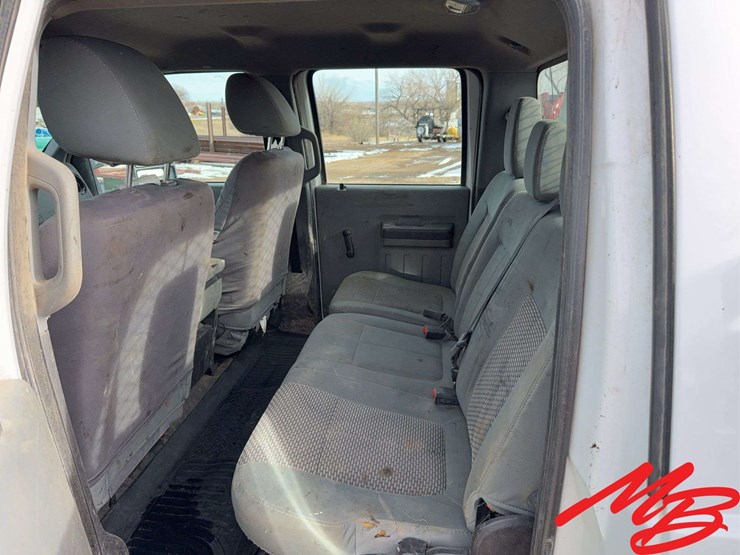 2012-ford-f350-xl-image-33