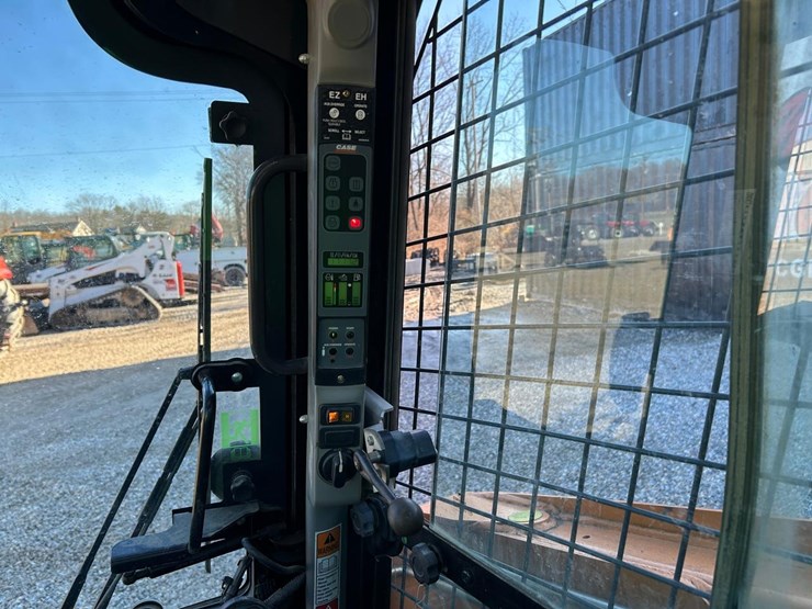 2016-case-tr340-image-21