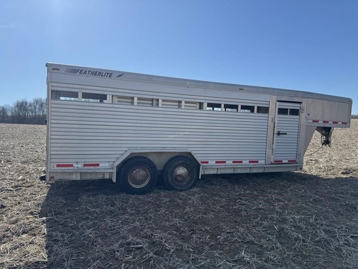 1997-featherlite-gooseneck-trailer---off-site-image-6