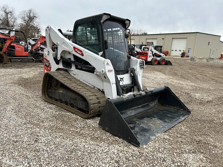 2023-bobcat-t770-image-6