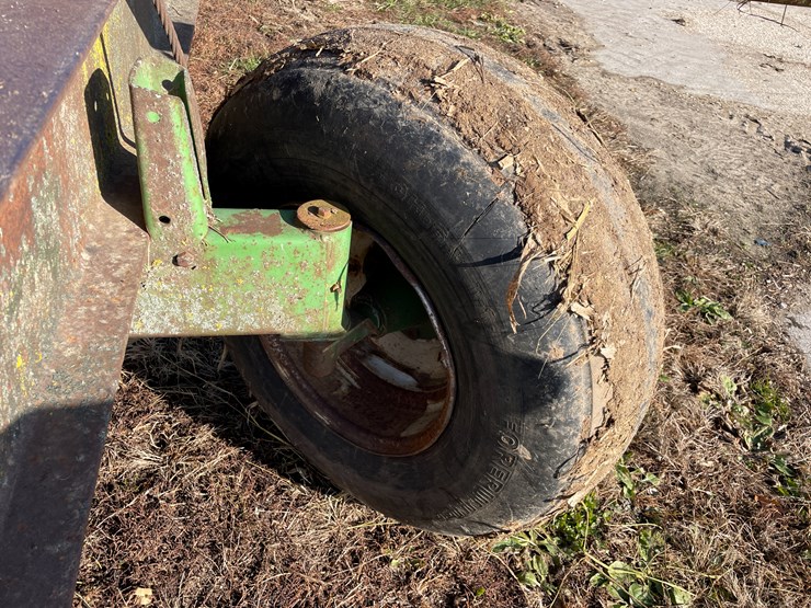 #6035-•-homemade-bale-mover-on-running-gear-image-22