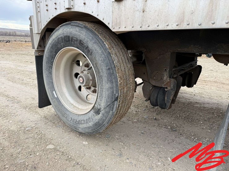 2014-merritt-53'-x-image-14