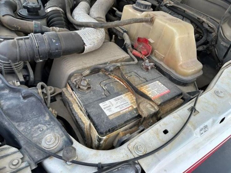 2015-ford-f550-xl-image-31