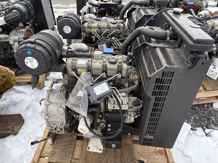 perkins-404d-22t-diesel-engine-image-1