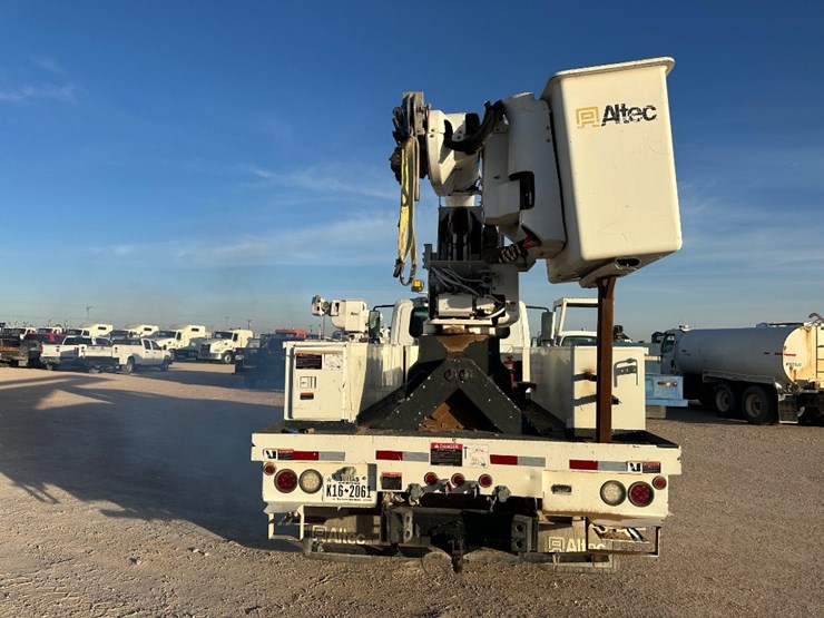 2012-international-durastar-4300-image-6