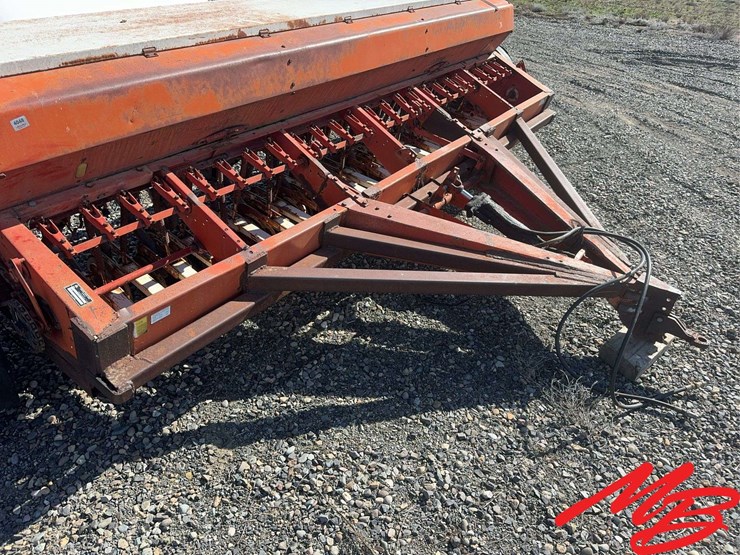 international-510-image-2