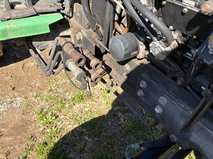 john-deere-4700-image-13