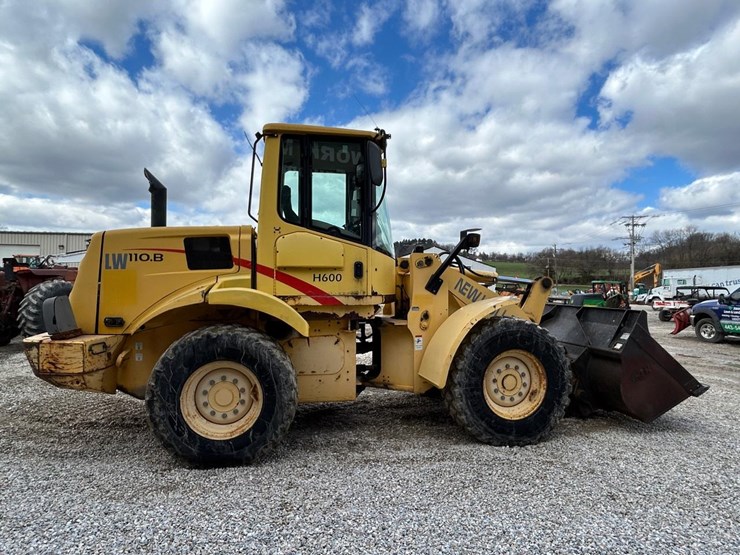 new-holland-lw110-image-5