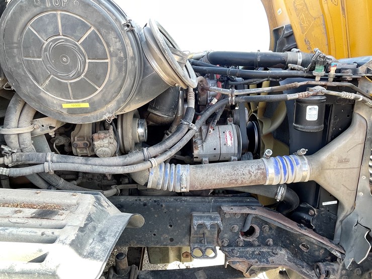 #6036-•-2009-freightliner-semi-(wi-title-in-delay)-image-49